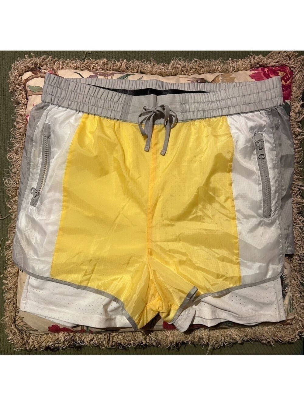 Blanc Noir Yellow Gray Shorts
